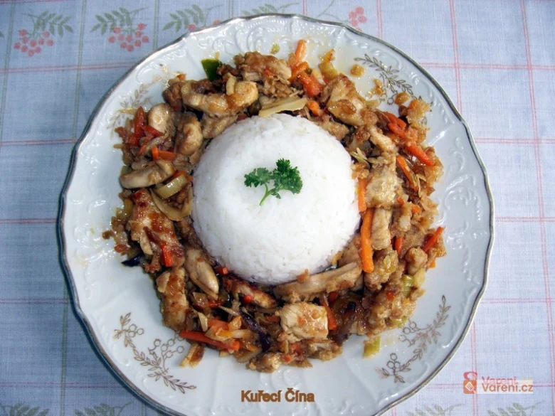 Chicken chow mein with rice