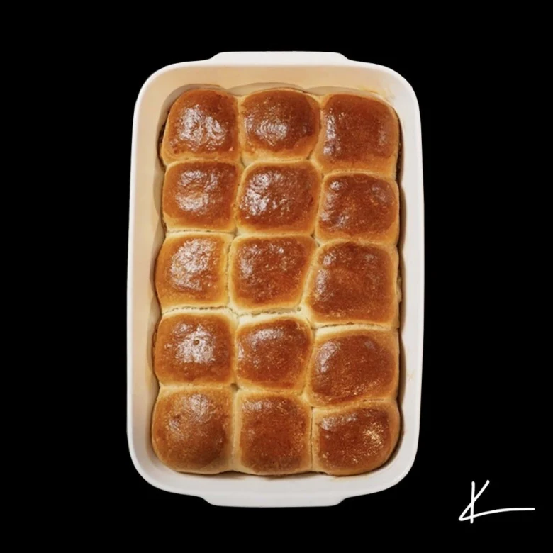 Baked dinner rolls in dish