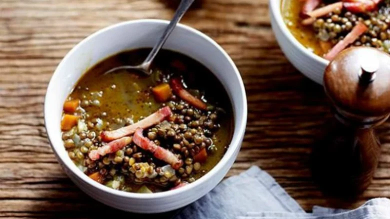 Lentil soup with bacon and carrots